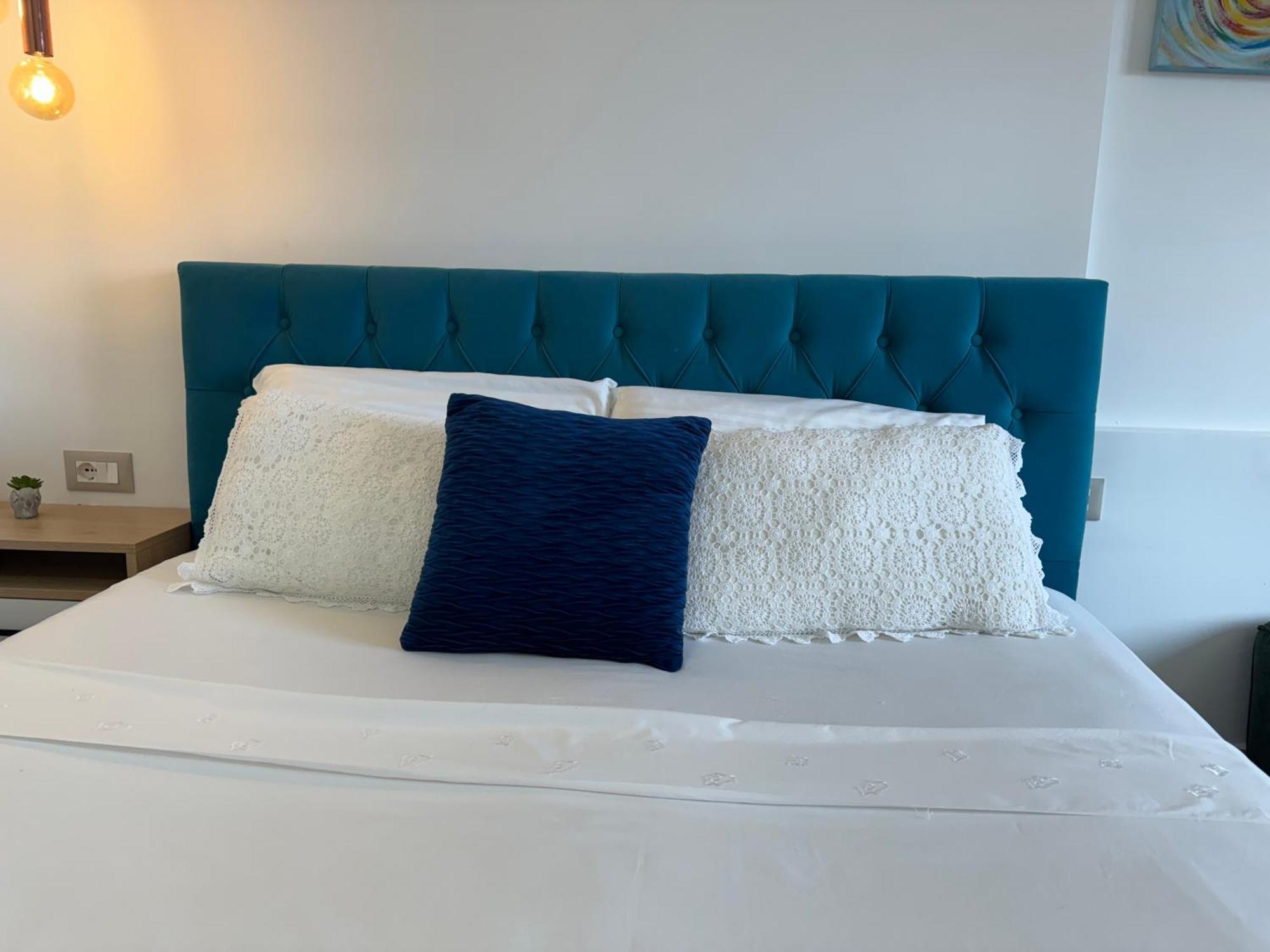 Tirana Elegant Apartment Bagian luar foto